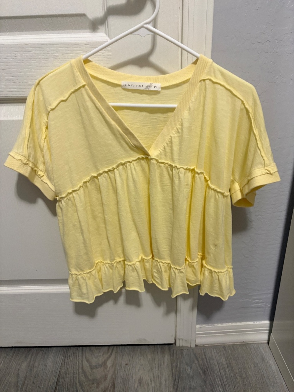 LIKE NEW! Women's Altar'd State Yellow V-Neck Ruffle Boho Cotton Shirt-XS